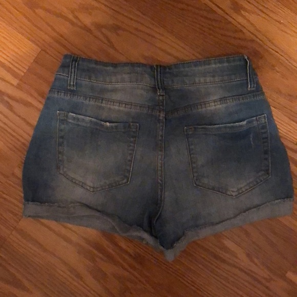 Jean shorts - Picture 2 of 3